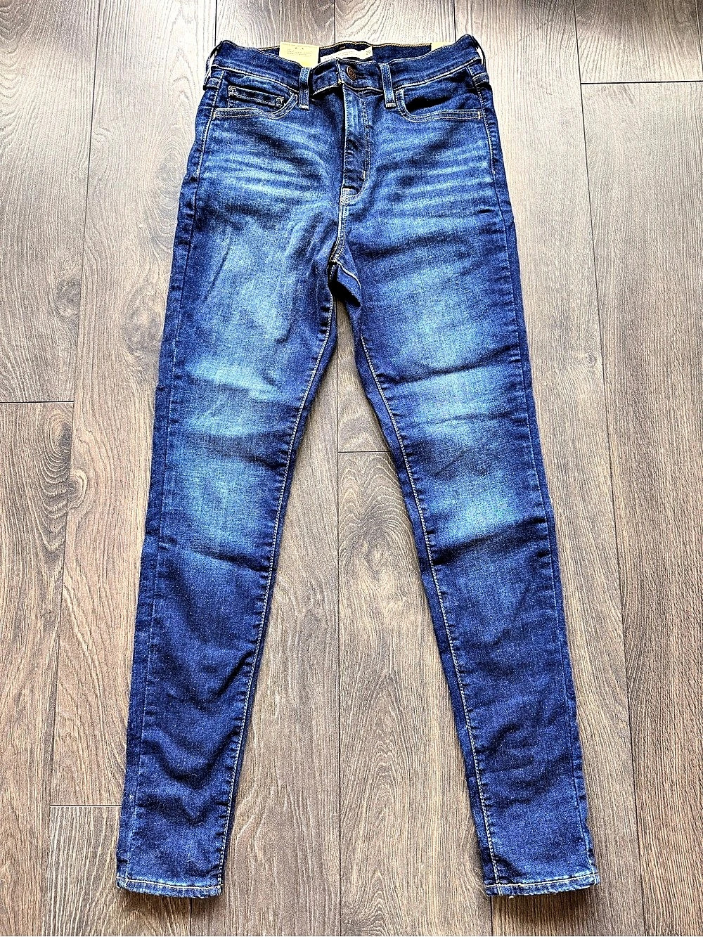 Levi's 720 High Rise Super Skinny Jeans Waist 29